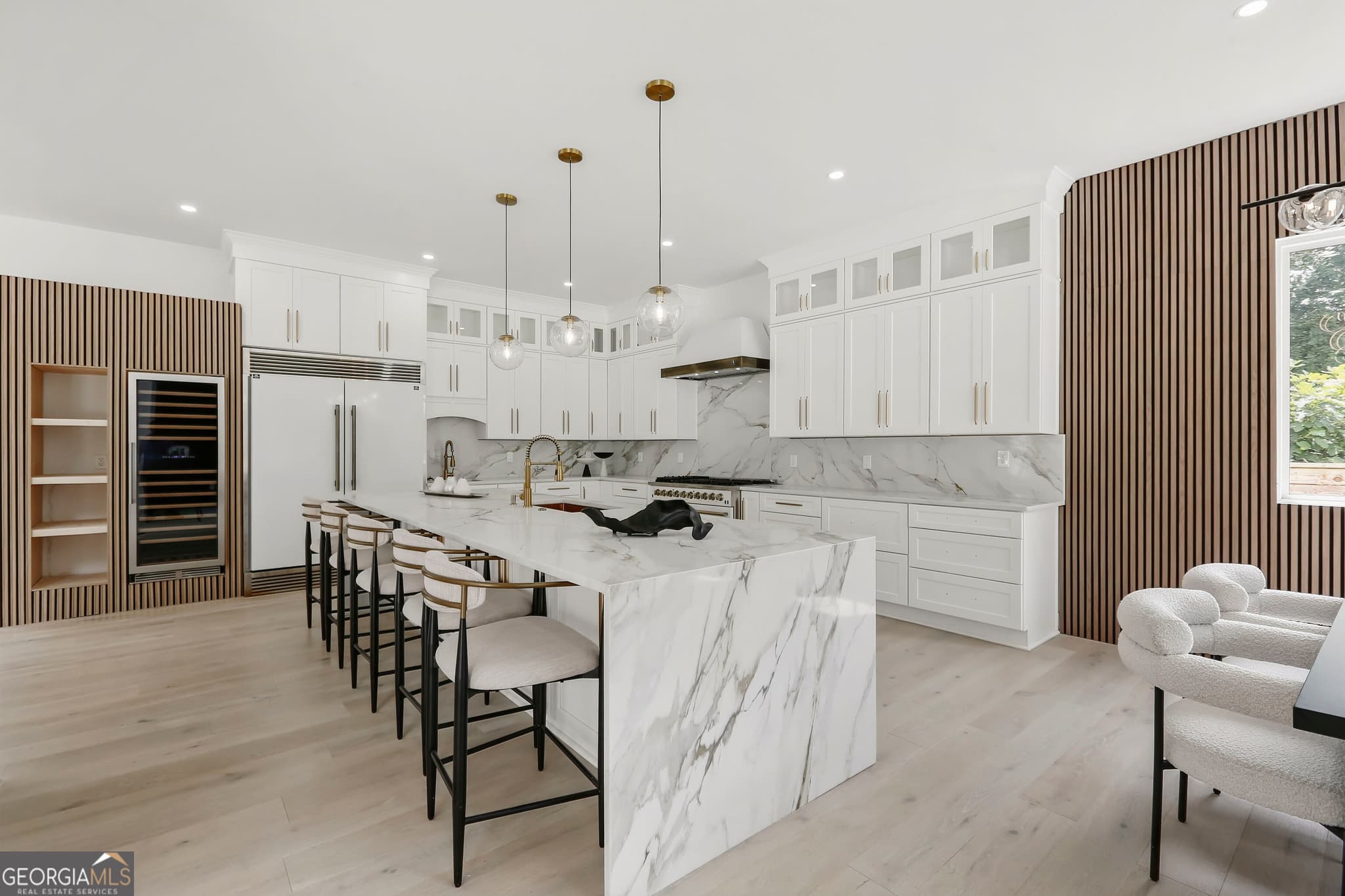 5 bedroom, 6.5 bathroom, 6,300 sq ft single family residence for sale at 1969 Clairmont Terrace, Atlanta, GA 30345 — photo 6