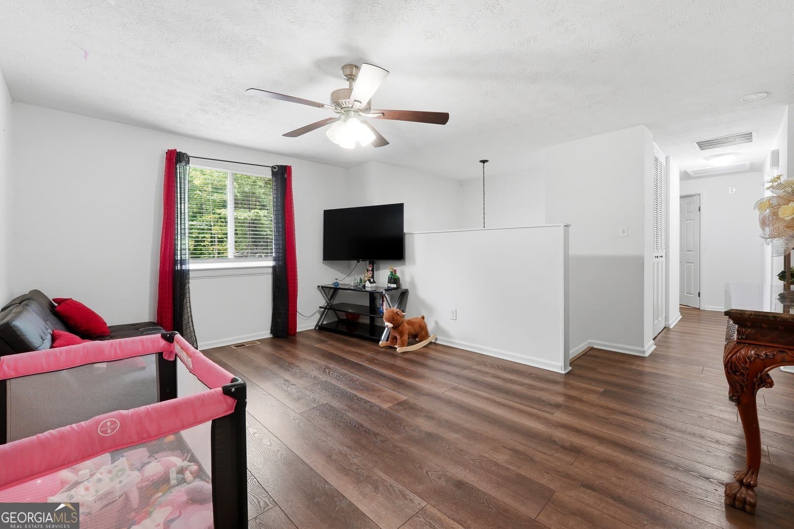 4 bedroom, 2 bathroom, 1,499 sq ft single family residence for sale at 3775 Somerset Drive, Marietta, GA 30064 — photo 7