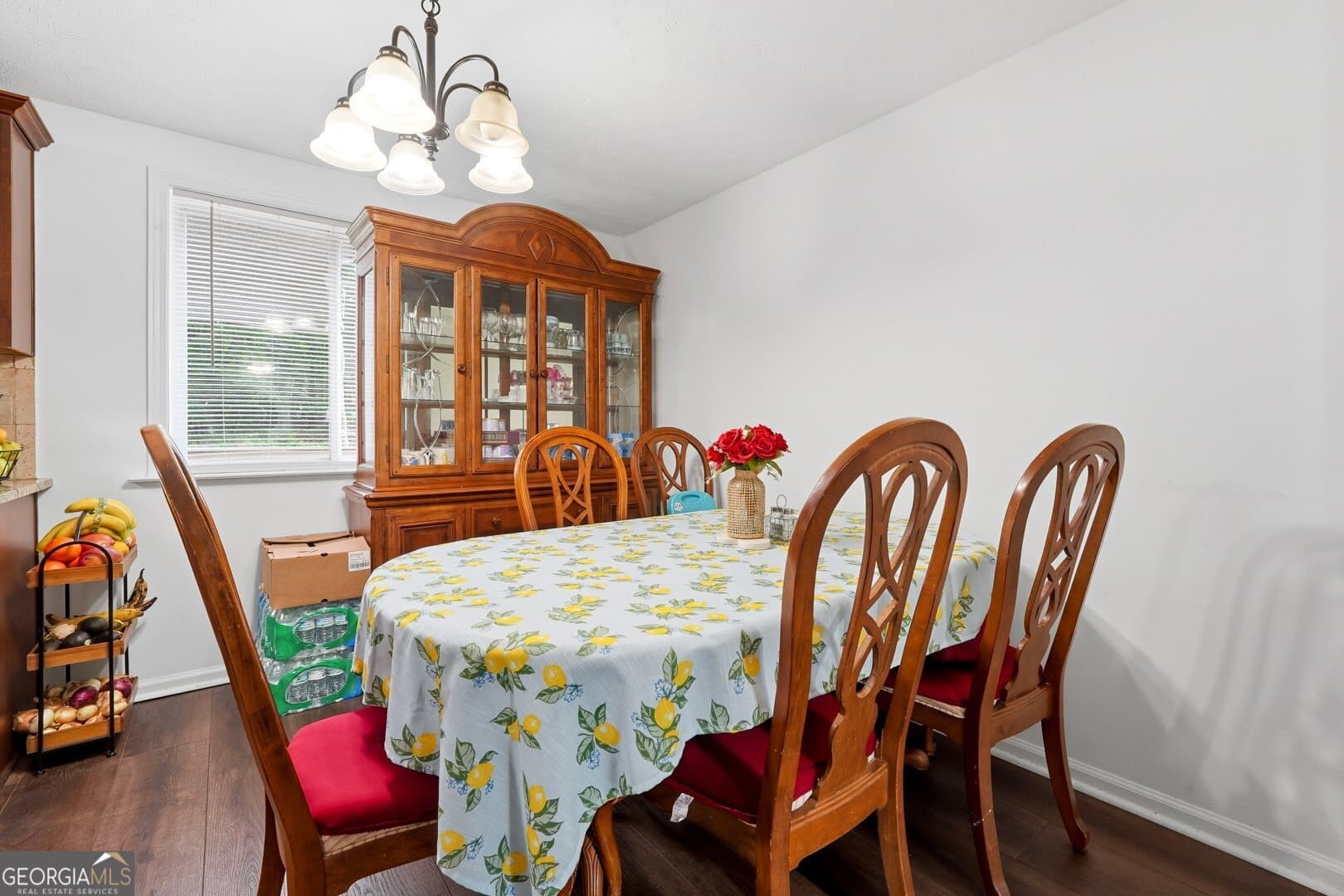 4 bedroom, 2 bathroom, 1,499 sq ft single family residence for sale at 3775 Somerset Drive, Marietta, GA 30064 — photo 5