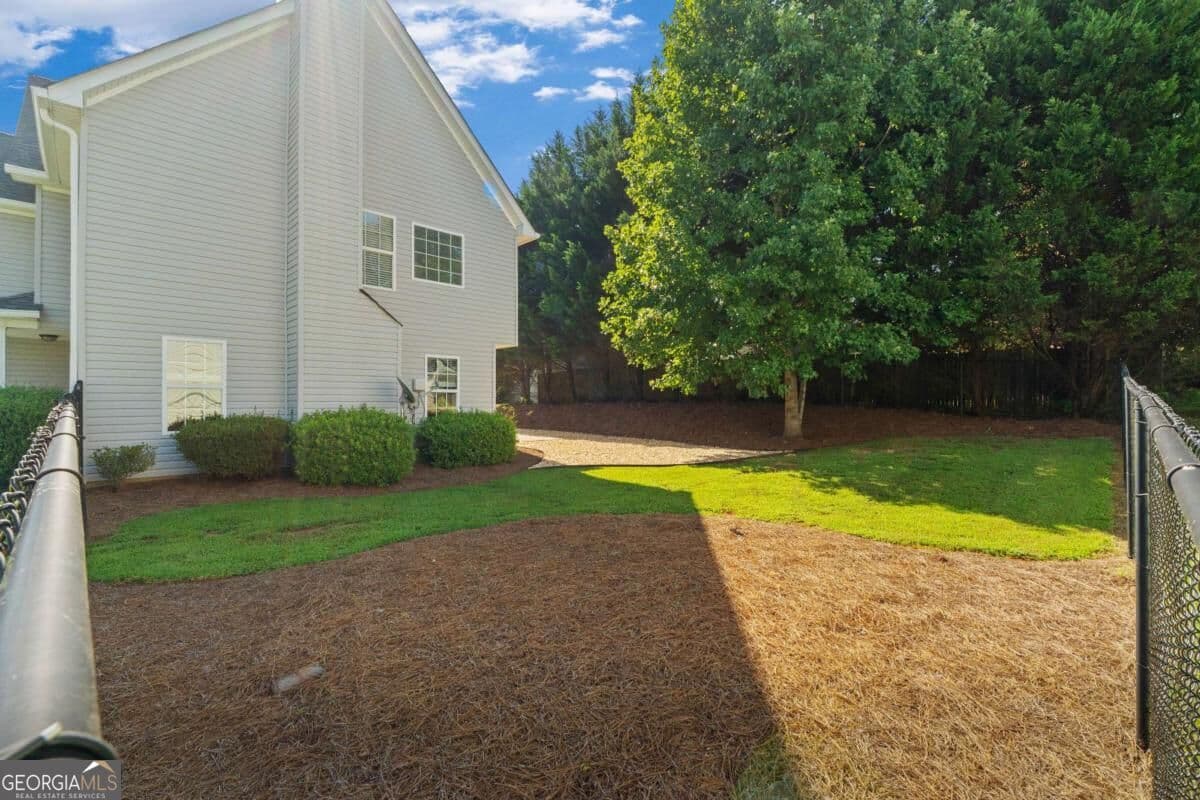 3 bedroom, 2.5 bathroom, 1,664 sq ft single family residence for sale at 107 Lindsey Drive, Bremen, GA 30110 — photo 8