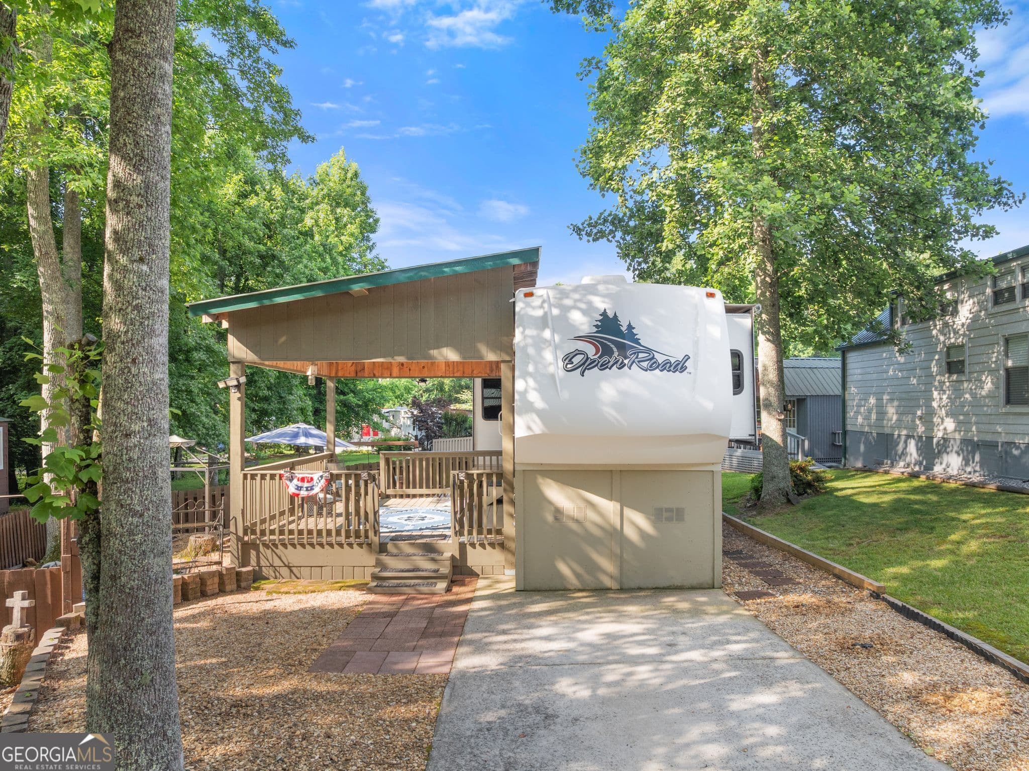 1 bedroom, 1 bathroom single family residence for sale at 244 Stag Leap Drive, Cleveland, GA 30528 — photo 2