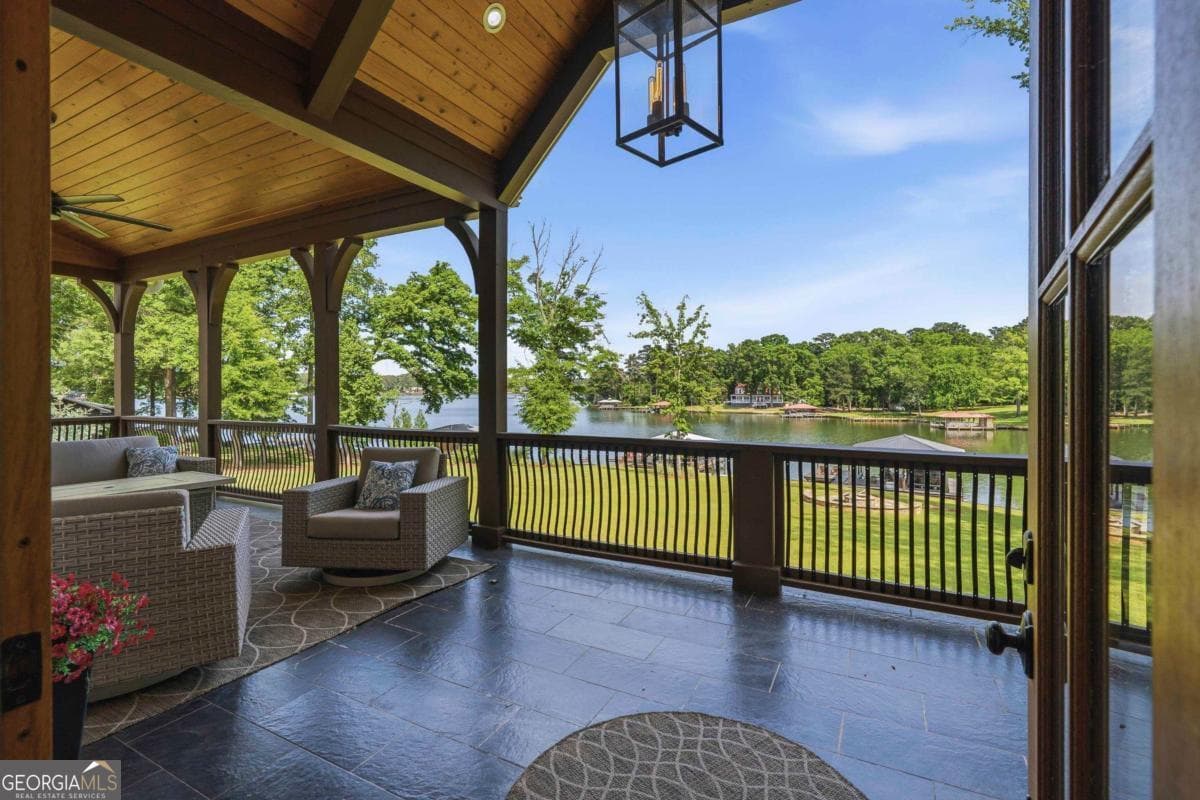 5 bedroom, 4 bathroom single family residence for sale at 110 S Cay Drive, Milledgeville, GA 31061 — photo 4