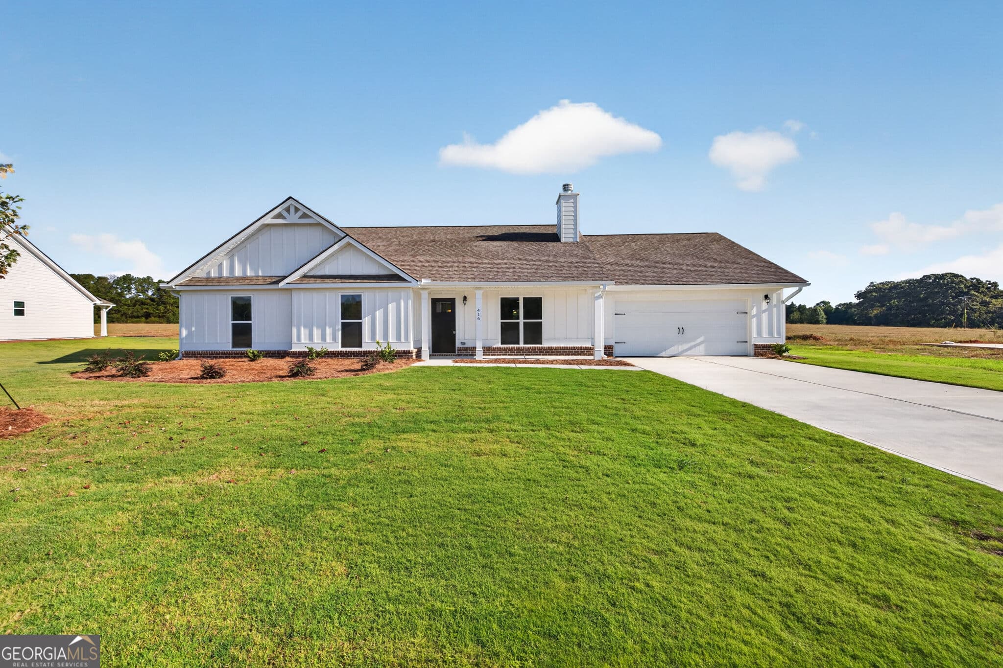 4 bedroom, 3 bathroom, 2,150 sq ft single family residence for sale at 416 Seashell Court 16, Statham, GA 30666 — photo 2