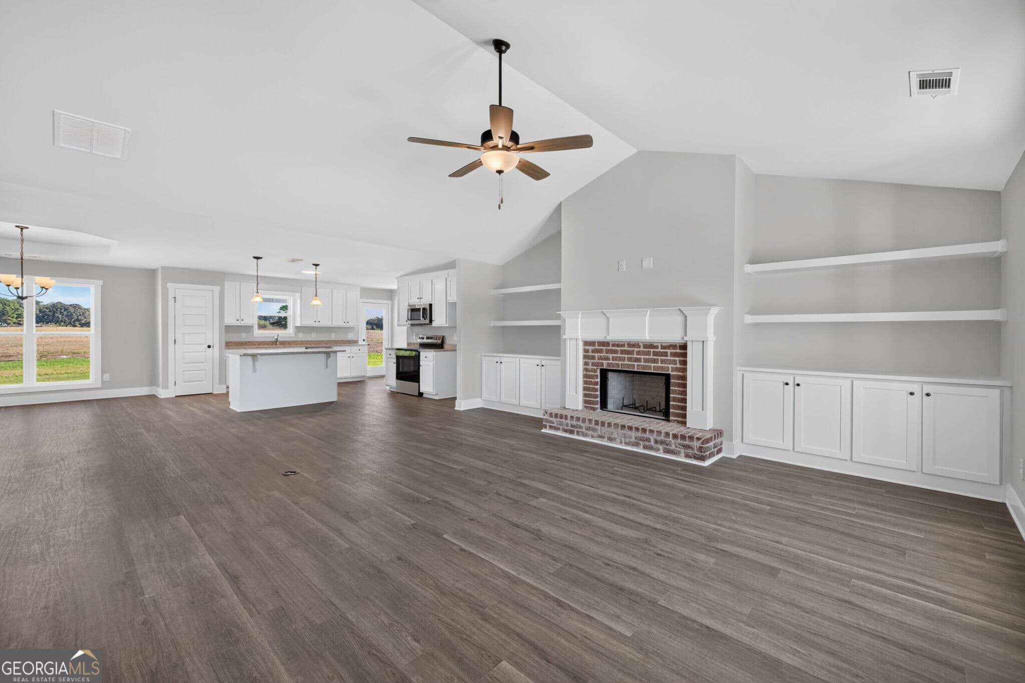 4 bedroom, 3 bathroom, 2,150 sq ft single family residence for sale at 416 Seashell Court 16, Statham, GA 30666 — photo 5
