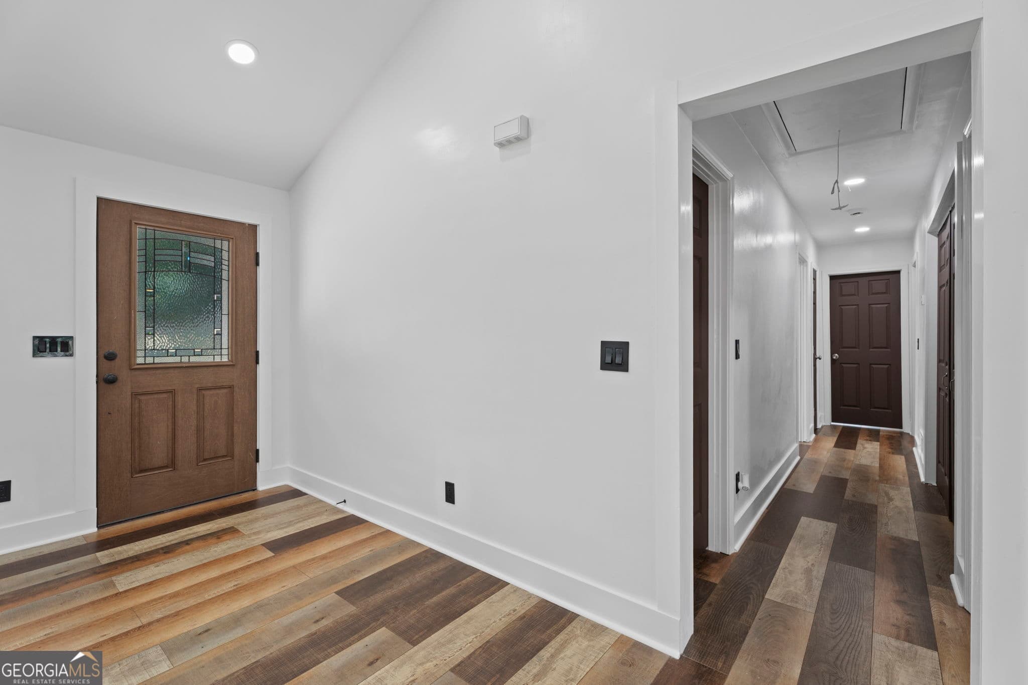4 bedroom, 3 bathroom, 2,632 sq ft single family residence for sale at 2783 Ben Hill Road, East Point, GA 30344 — photo 6