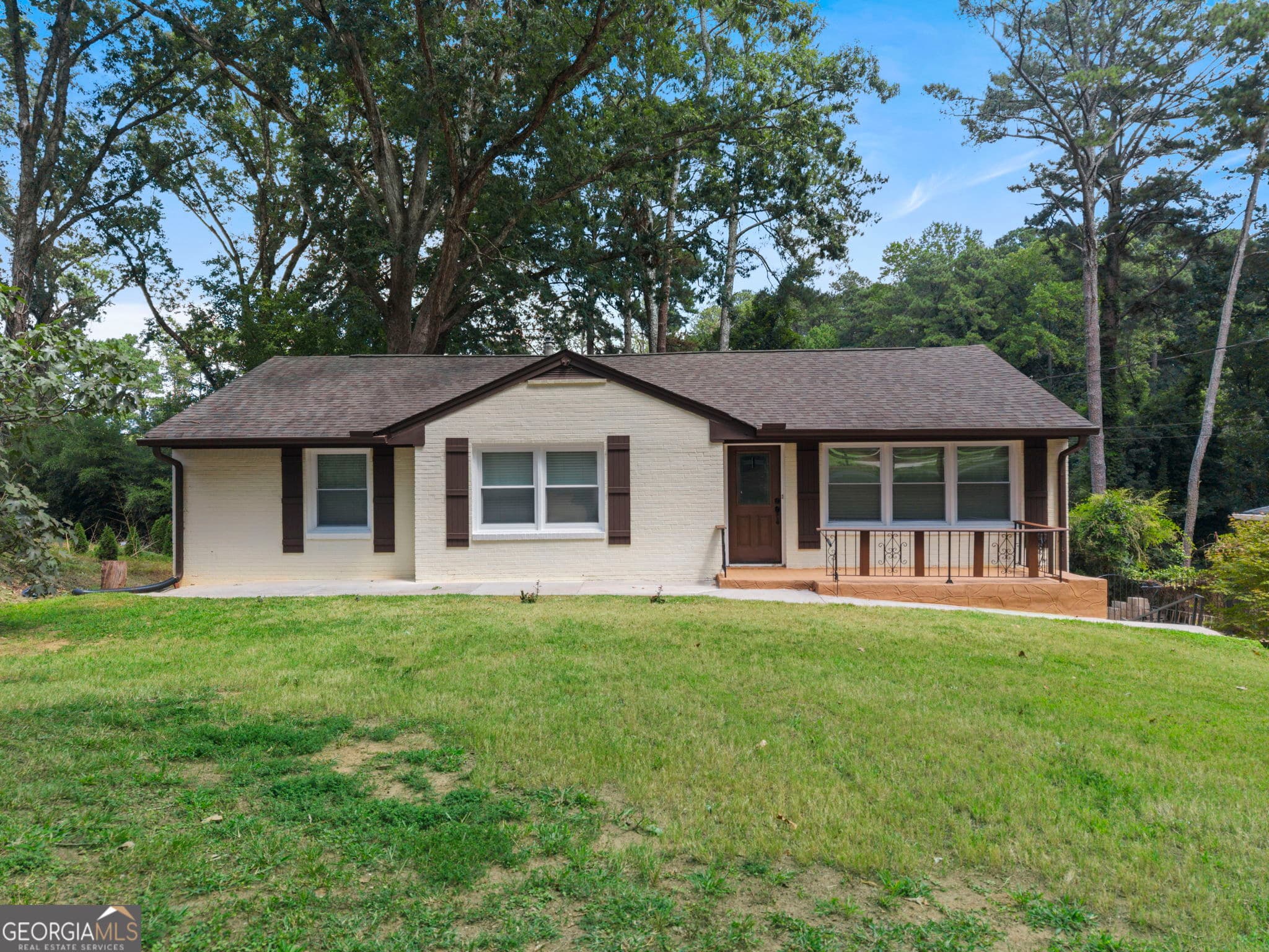 4 bedroom, 3 bathroom, 2,632 sq ft single family residence for sale at 2783 Ben Hill Road, East Point, GA 30344 — photo 1 of 35