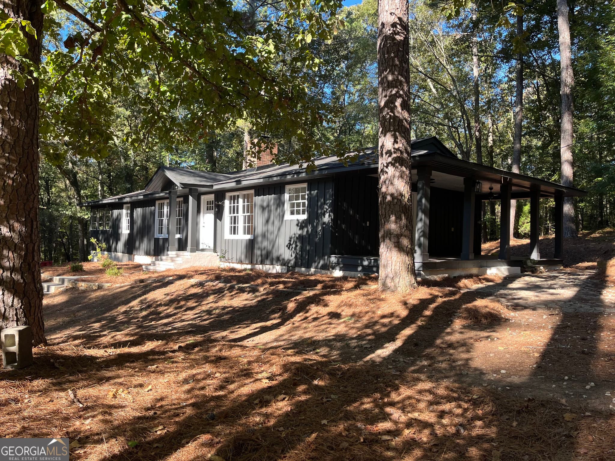 4 bedroom, 3.5 bathroom, 2,260 sq ft single family residence for sale at 2422 Williams Mill Road, Zebulon, GA 30295 — photo 5