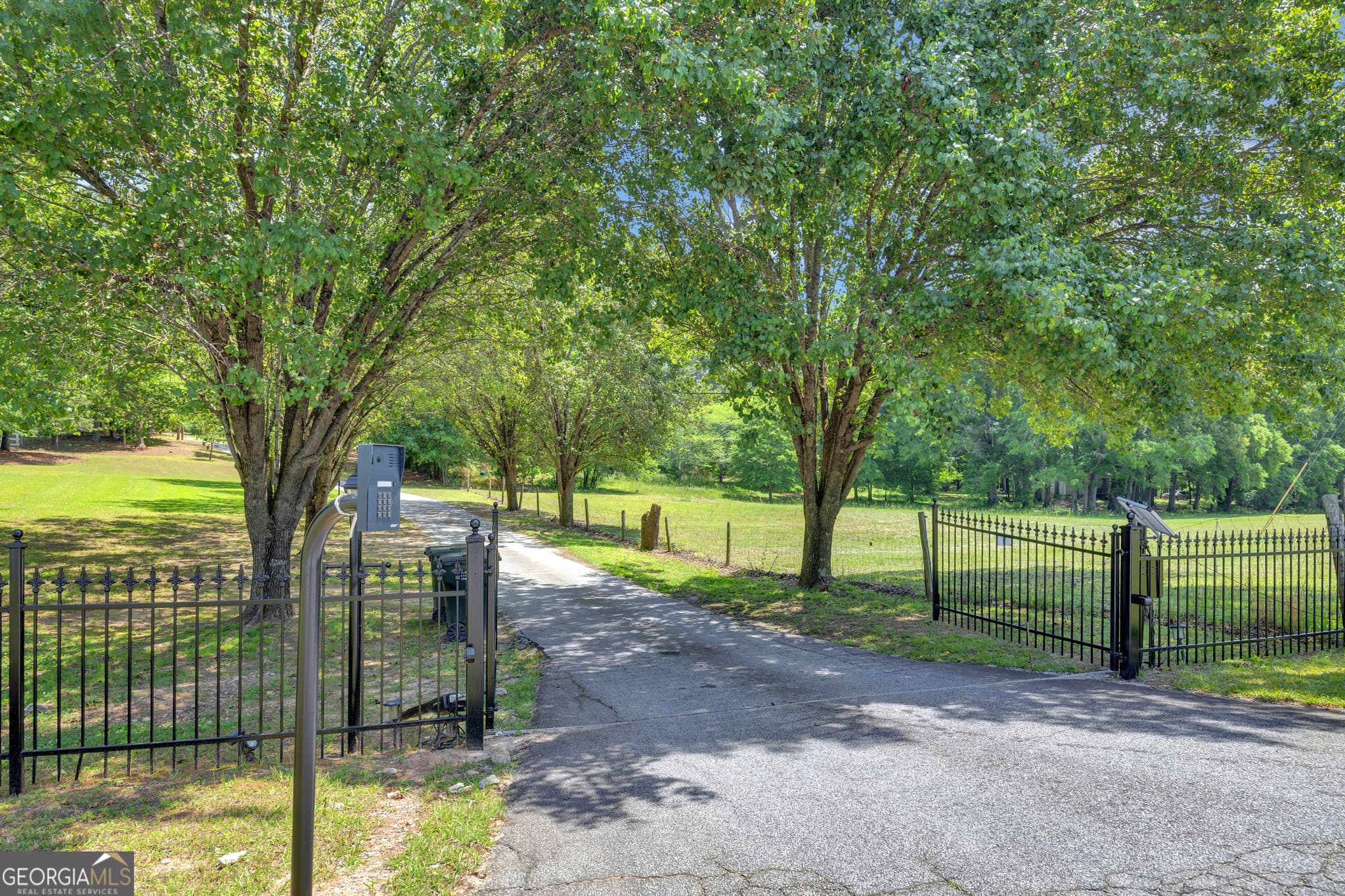 1 bedroom, 1 bathroom, 1,119 sq ft apartment for rent at 3442 Skyland Drive, Loganville, GA 30052 for $1,700 a month — photo 2