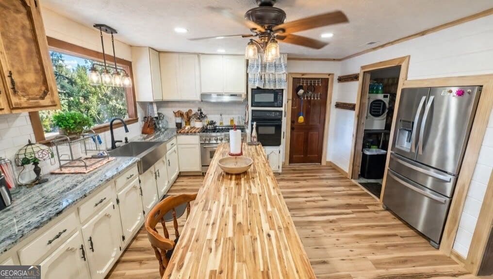 4 bedroom, 2 bathroom, 2,100 sq ft single family residence for sale at 4065 Vigo, Piedmont, AL 36272 — photo 7