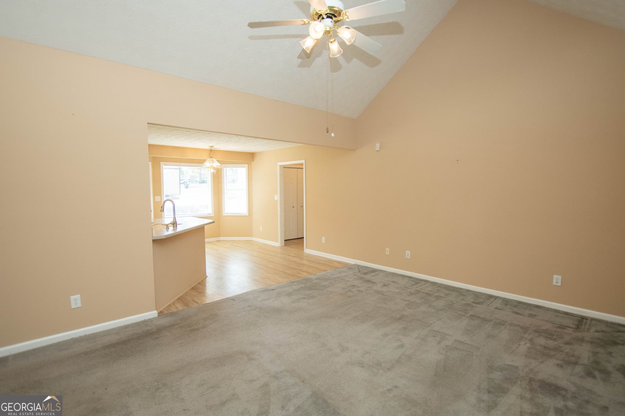 3 bedroom, 2 bathroom, 1,355 sq ft single family residence for sale at 487 Spring Street, Social Circle, GA 30025 — photo 5