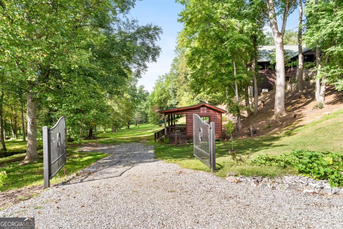 4 bedroom, 3.5 bathroom single family residence for sale at 3383 Indian Springs Drive, Hiawassee, GA 30546 — photo 9