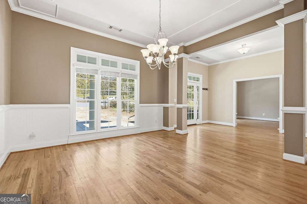 5 bedroom, 4.5 bathroom, 5,131 sq ft single family residence for sale at 1040 Pin Oak Court, Bishop, GA 30621 — photo 4