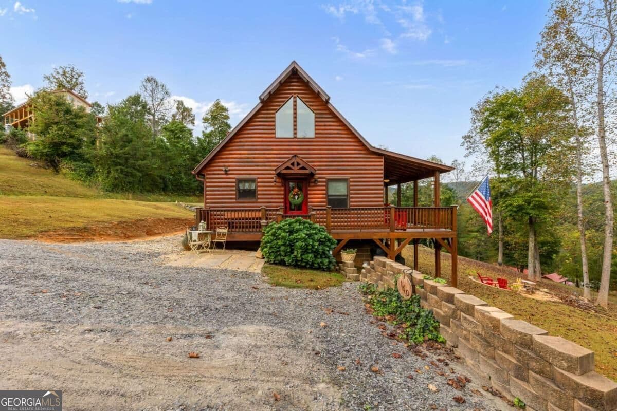 2 bedroom, 2 bathroom, 1,296 sq ft cabin,single family residence for sale at 140 Carolina Fox Circle, Murphy, NC 28906 — photo 9