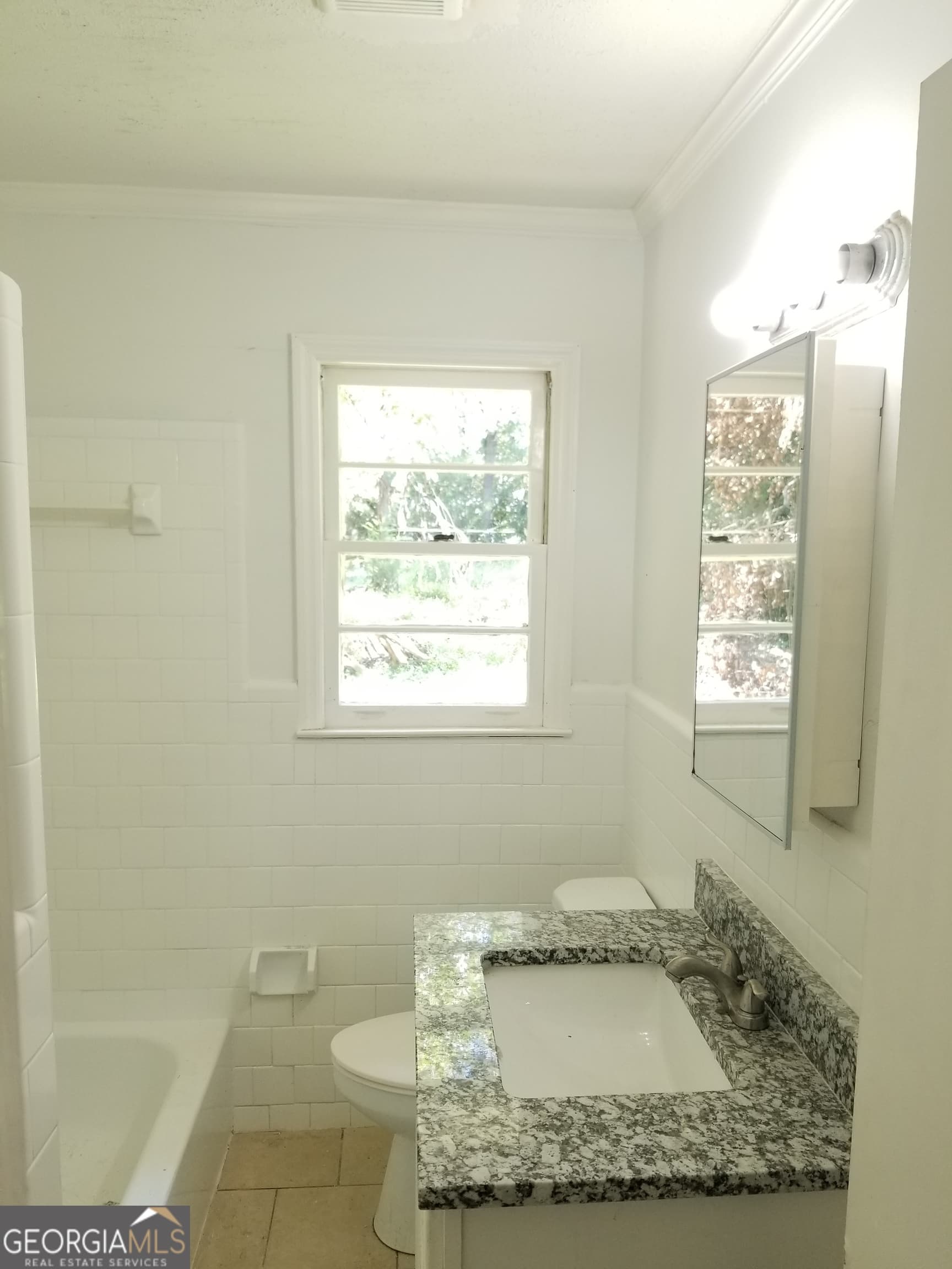 multi family for sale at 2581 Oak Circle, Ellenwood, GA 30294 — photo 5