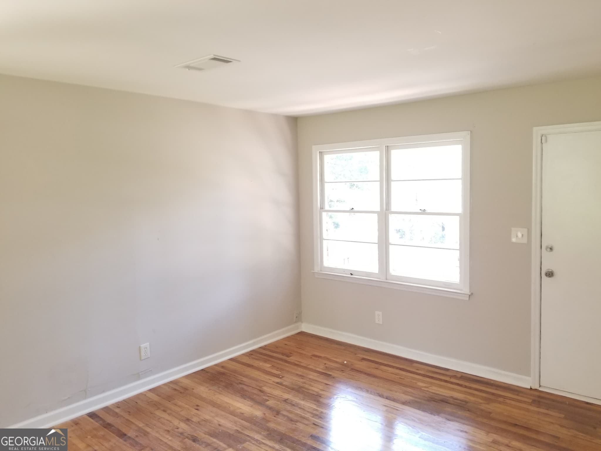 multi family for sale at 2581 Oak Circle, Ellenwood, GA 30294 — photo 9