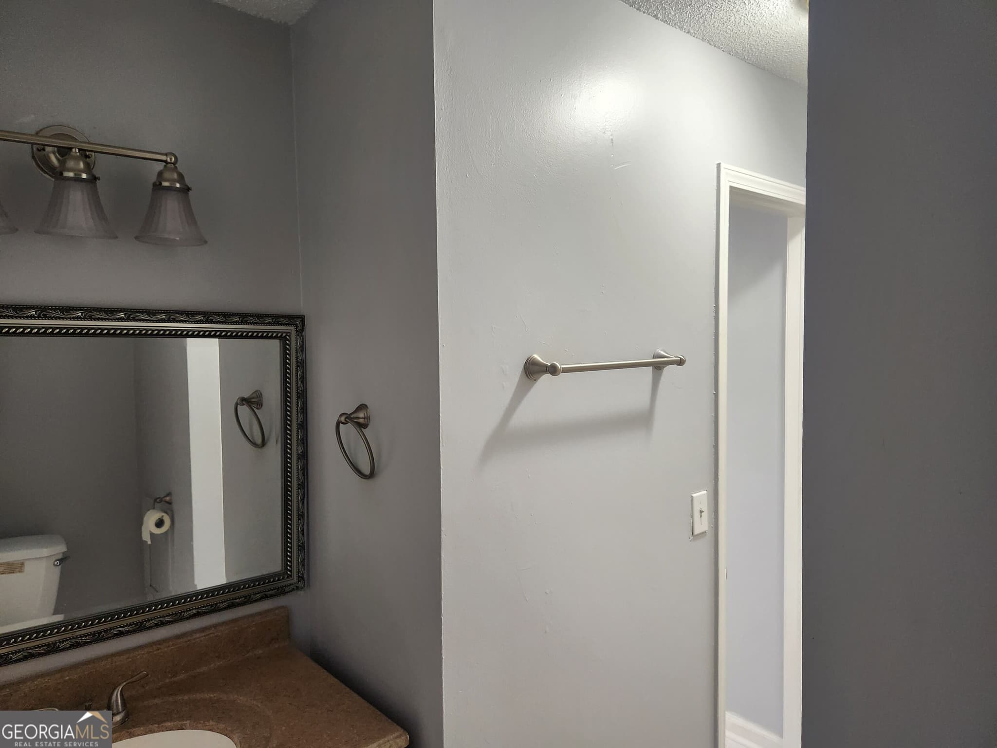 3 bedroom, 1.5 bathroom, 2,016 sq ft duplex for rent at 4002 Hawthorne Circle A, Smyrna, GA 30080 for $1,675 a month — photo 8