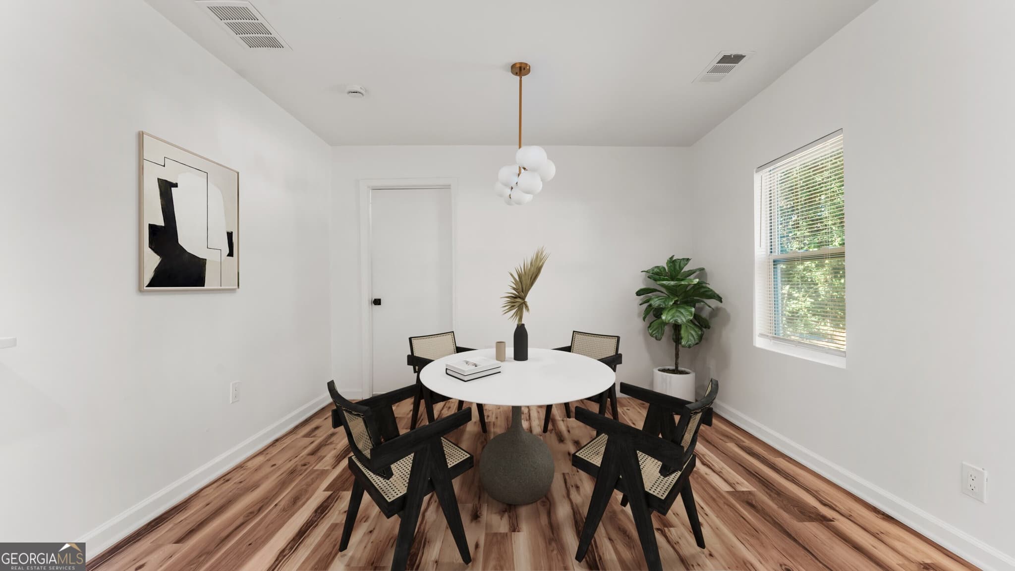 3 bedroom, 3 bathroom, 1,262 sq ft single family residence for sale at 1324 Eastridge Road, Atlanta, GA 30311 — photo 4
