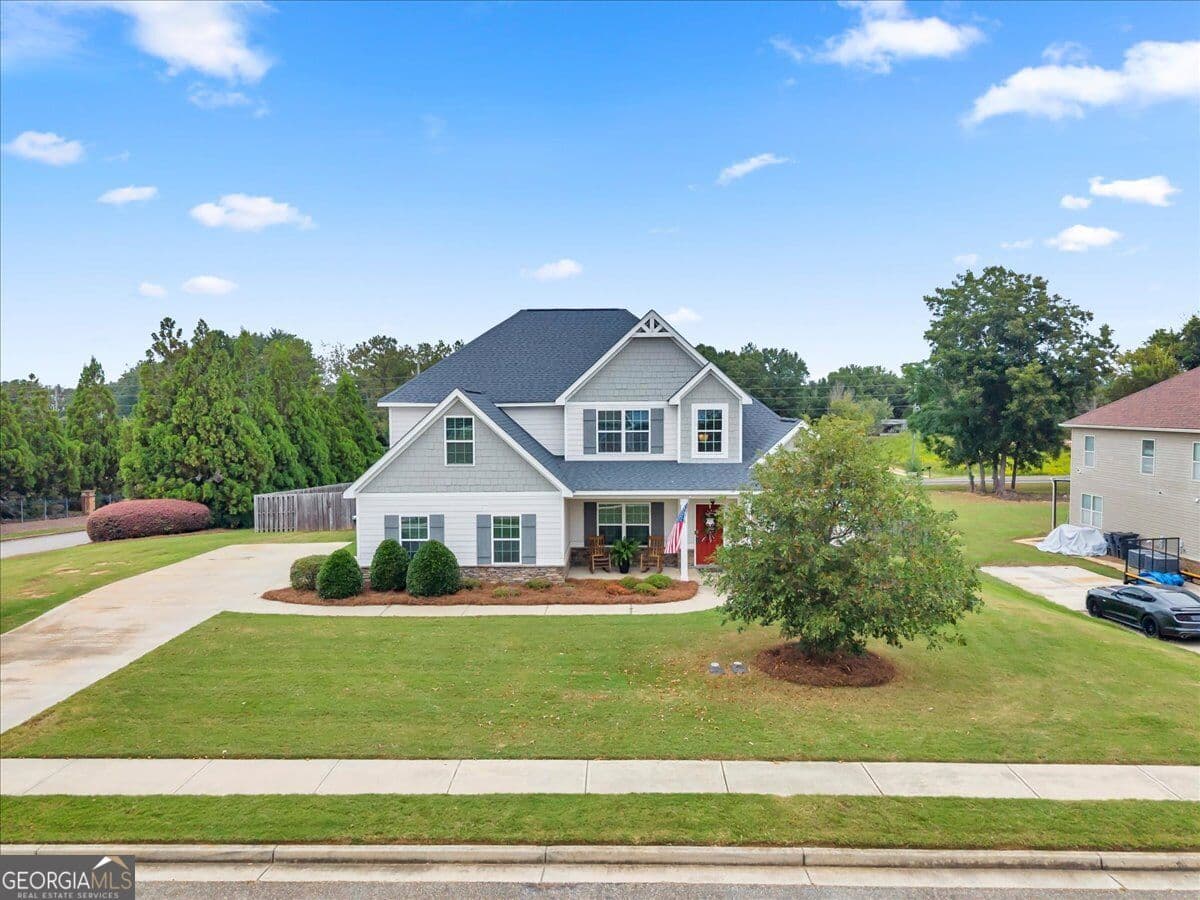 4 bedroom, 3.5 bathroom, 2,983 sq ft single family residence for sale at 200 Brampton Way, Perry, GA 31069 — photo 4