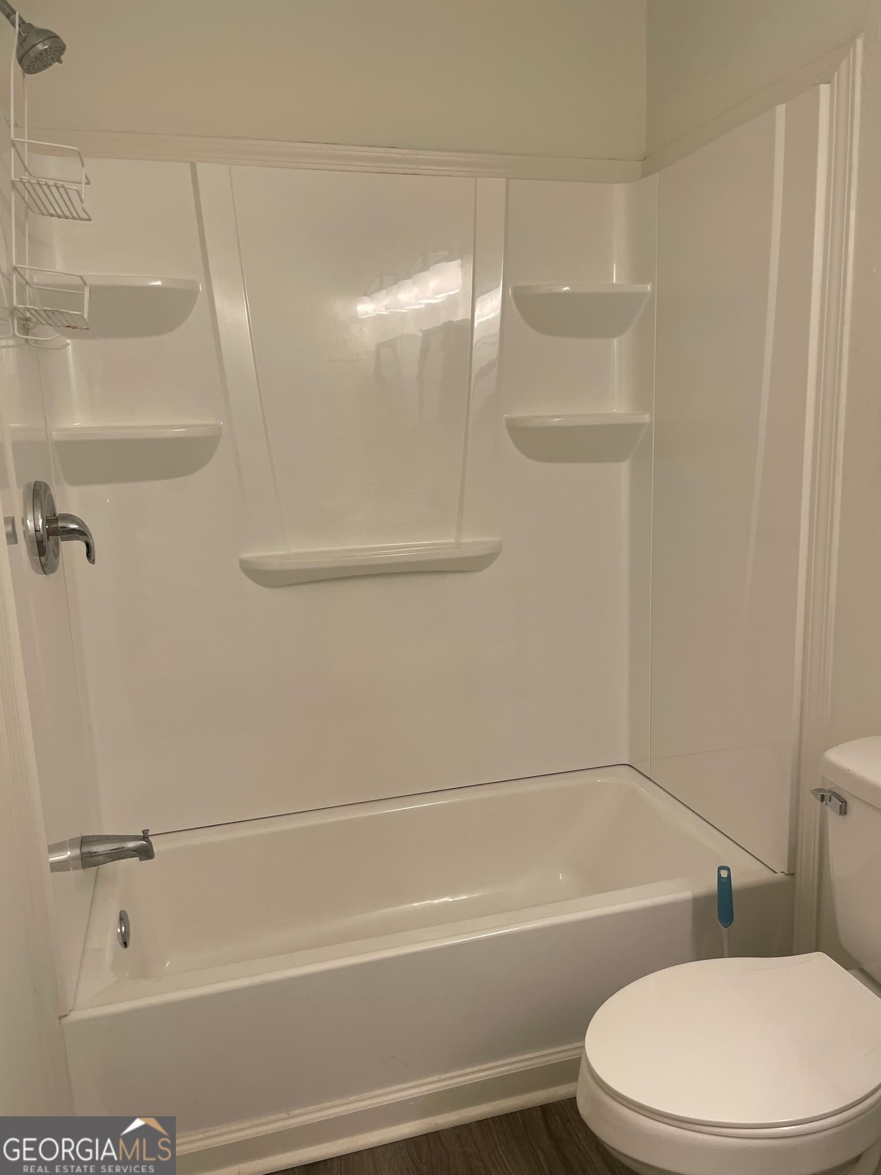 5 bedroom, 4 bathroom, 2,489 sq ft single family residence for sale at 5205 Corinth Circle #3, Stone Mountain, GA 30087 — photo 9