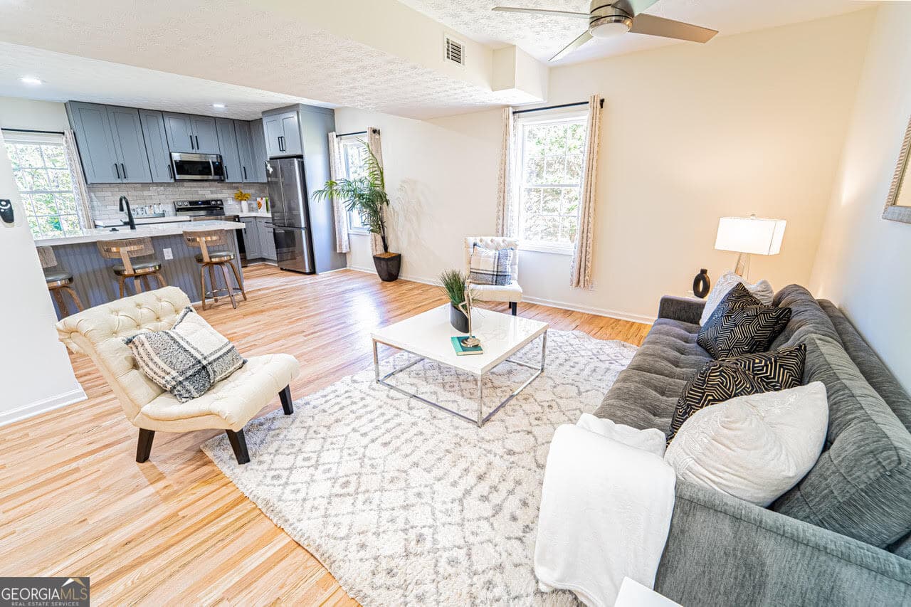 5 bedroom, 4 bathroom, 2,489 sq ft single family residence for sale at 5205 Corinth Circle #3, Stone Mountain, GA 30087 — photo 4