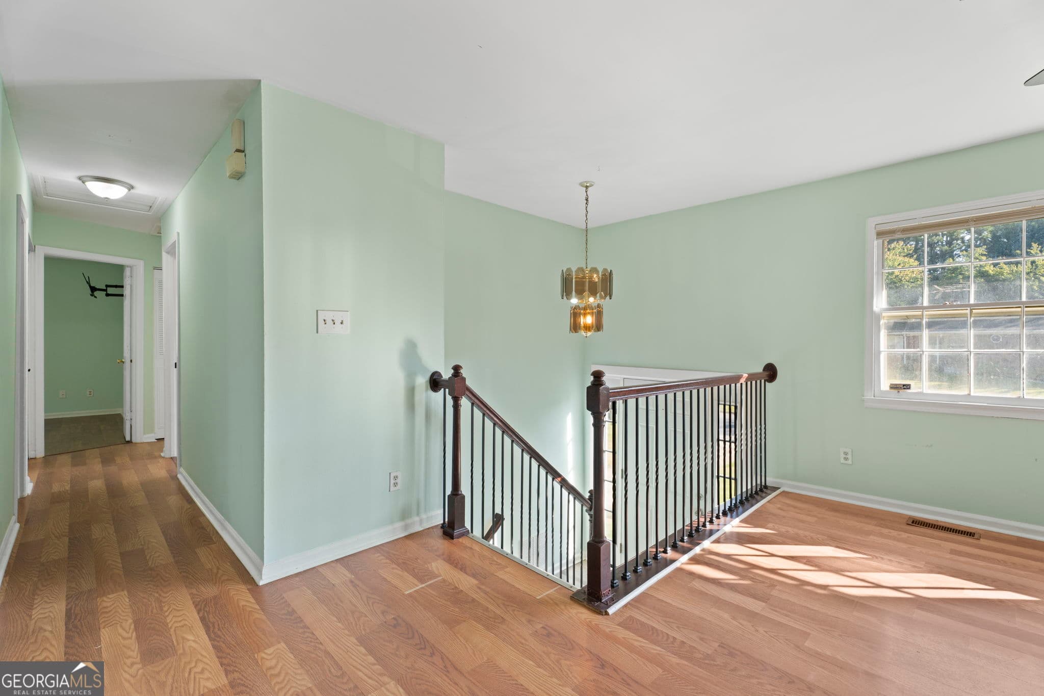 5 bedroom, 2.5 bathroom, 1,608 sq ft single family residence for sale at 10555 Thrasher Road, Jonesboro, GA 30238 — photo 9