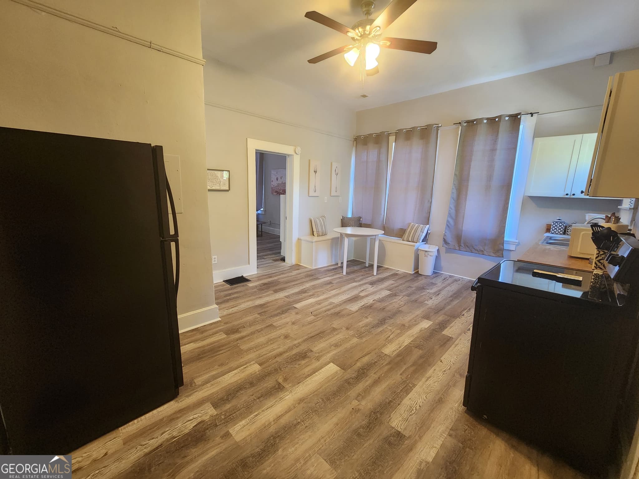 1 bedroom, 1 bathroom, 700 sq ft apartment for rent at 917 Oakview Avenue 5, Columbus, GA 31906 for $1,200 a month — photo 4