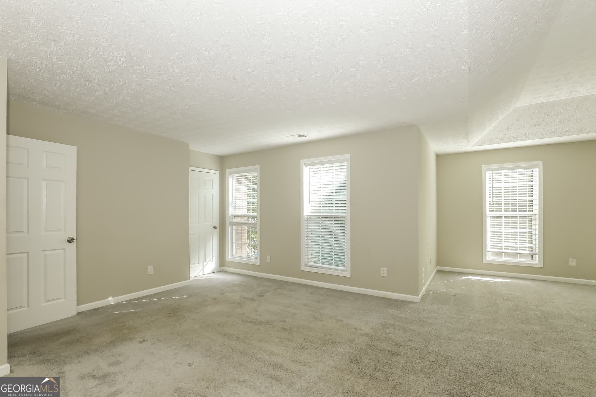 4 bedroom, 2.5 bathroom, 2,932 sq ft single family residence for sale at 7895 Waterwheel Way, Jonesboro, GA 30238 — photo 10