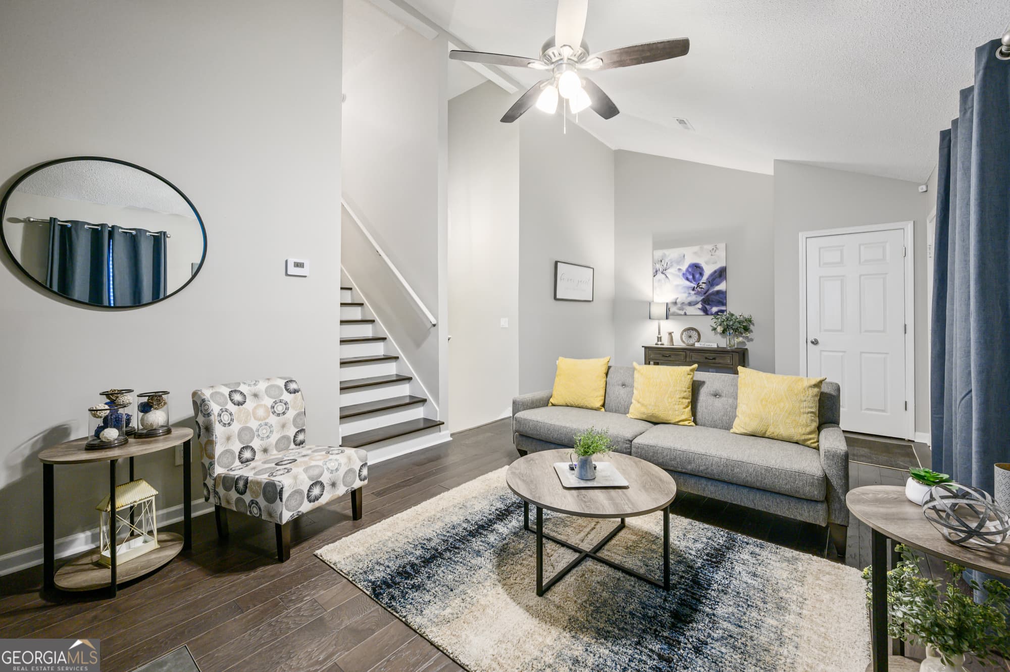2 bedroom, 2.5 bathroom single family residence for rent at 10 Jill Lane, Cartersville, GA 30120 for $3,474 a month — photo 2