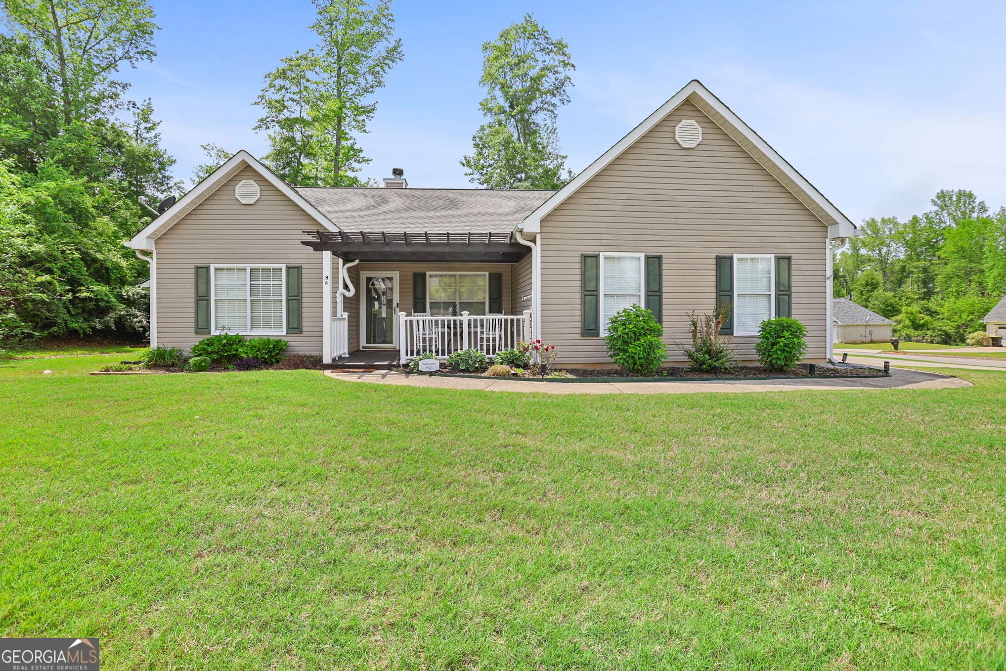 3 bedroom, 2 bathroom, 1,820 sq ft single family residence sold at 84 Woodrow Place, Newnan, GA 30263