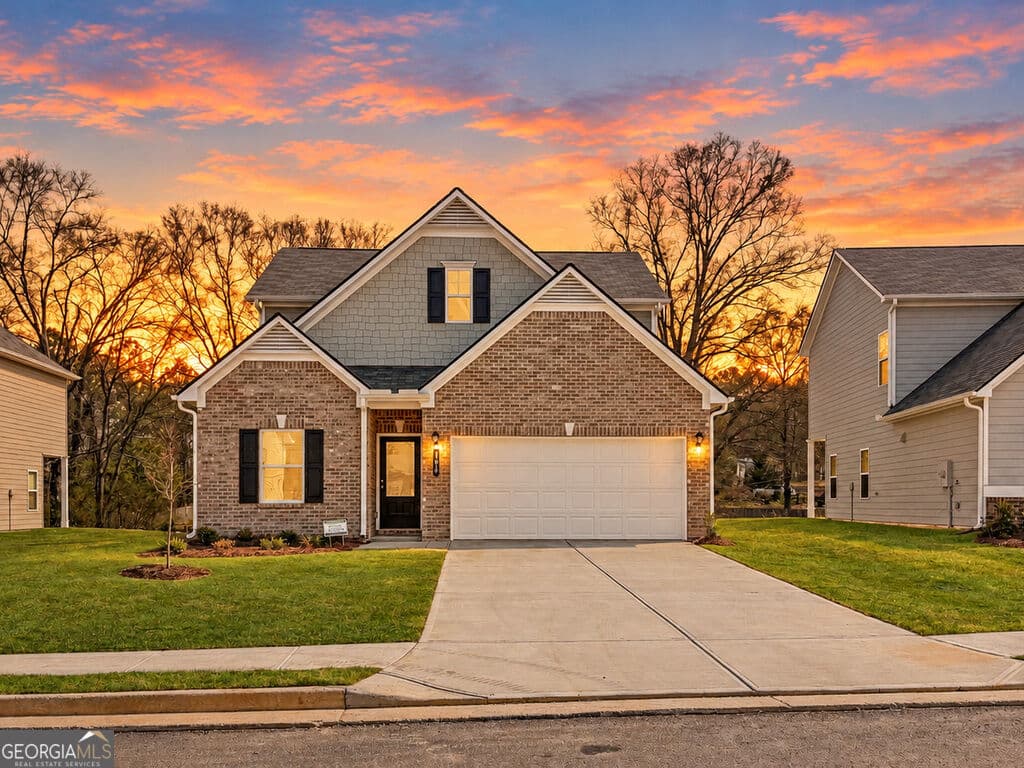 4 bedroom, 2.5 bathroom, 2,231 sq ft single family residence for rent at 192 Marion Drive, Cartersville, GA 30120 for $2,400 a month