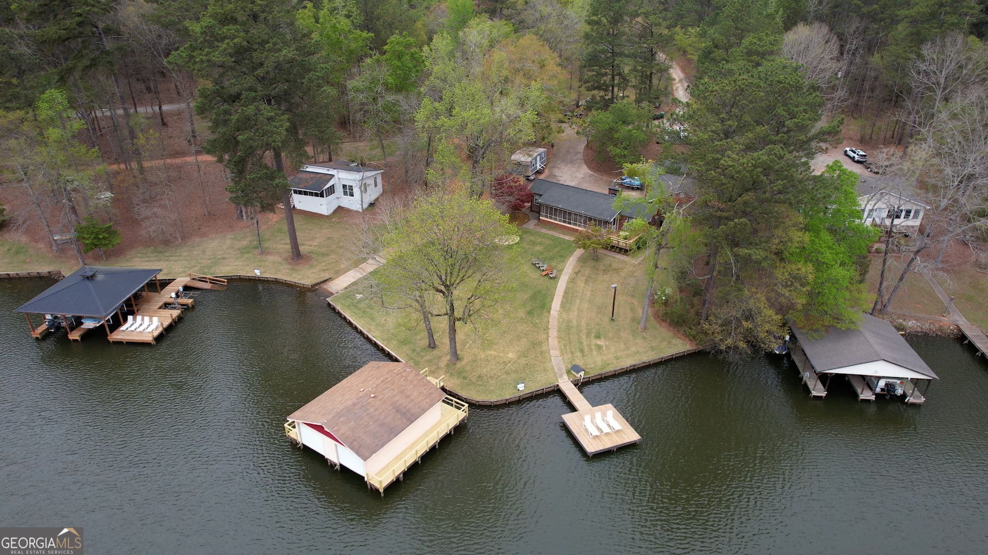 4 bedroom, 3 bathroom, 2,060 sq ft single family residence for sale at 1665 County Line Extension, Mansfield, GA 30055 — photo 7