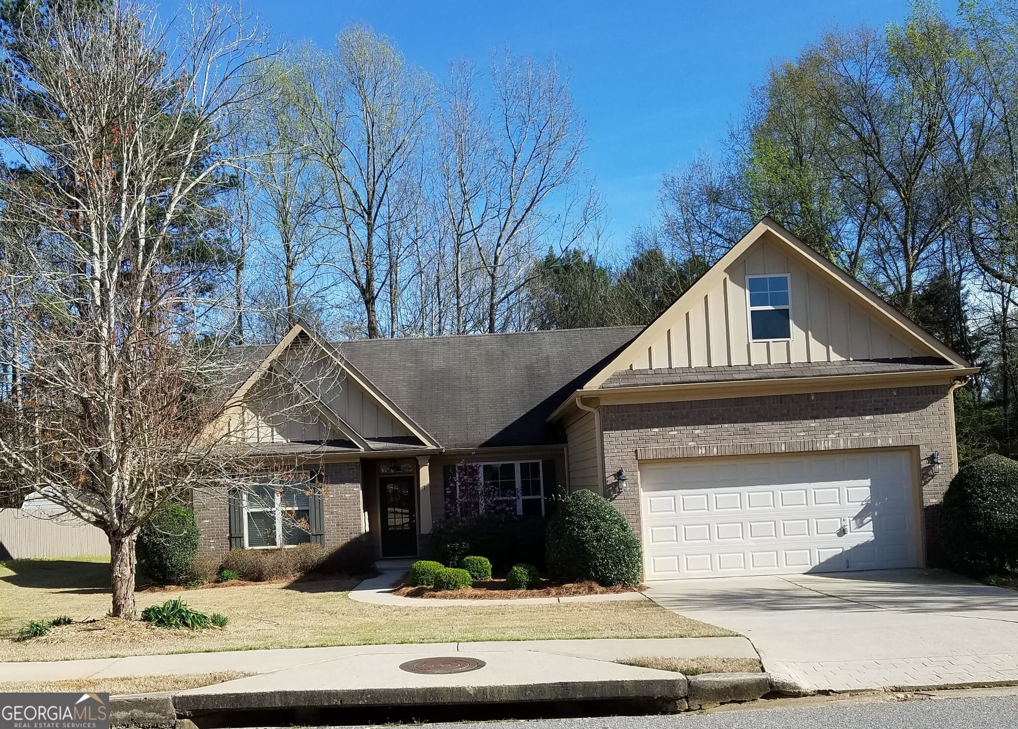4 bedroom, 2 bathroom, 1,927 sq ft single family residence for rent at 175 Spinner Drive, Jefferson, GA 30549 for $2,000 a month — photo 1 of 1