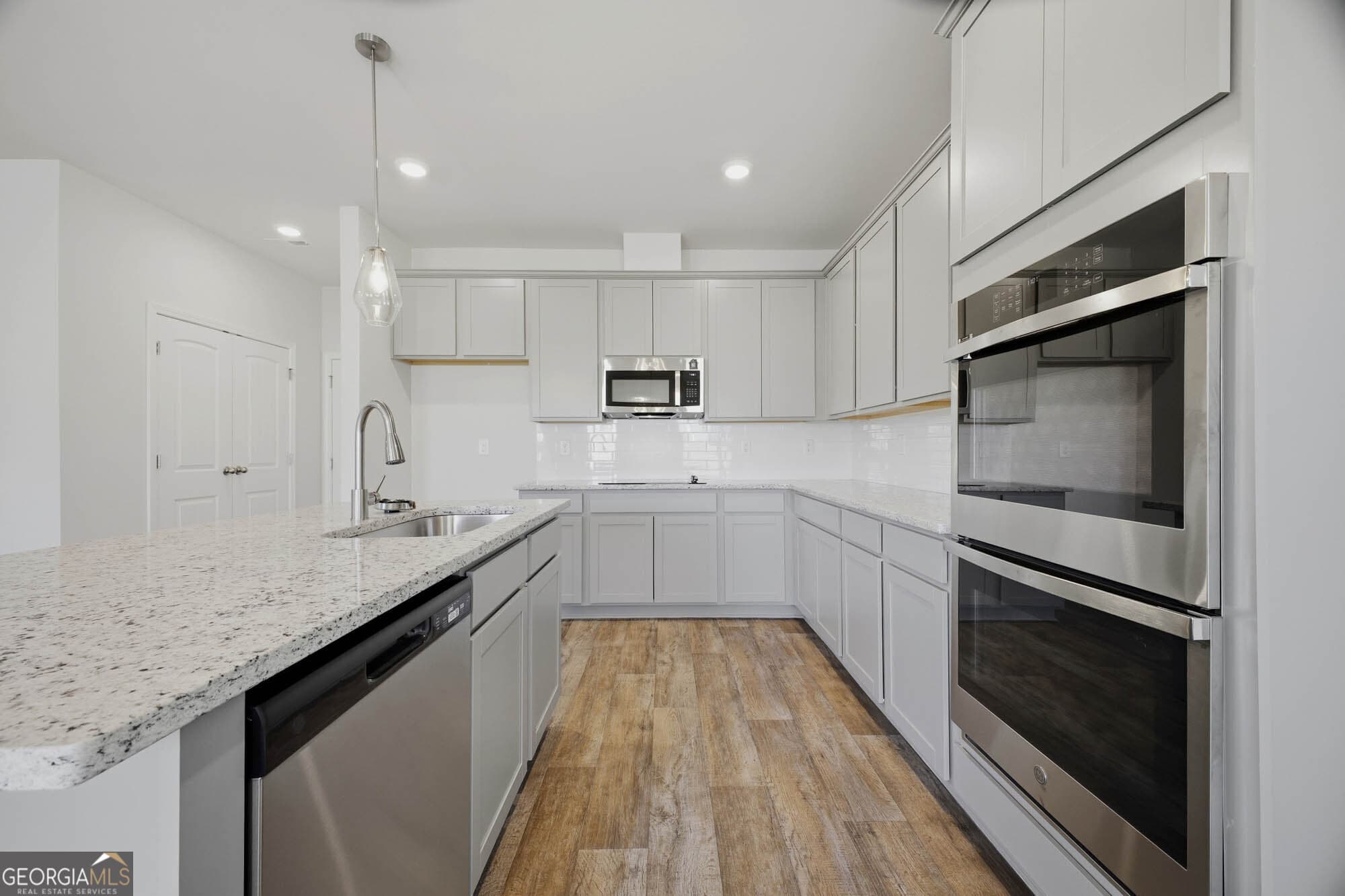 4 bedroom, 2.5 bathroom, 2,000 sq ft single family residence for sale at 305 Rusty Plow Lane 13, Perry, GA 31069 — photo 10