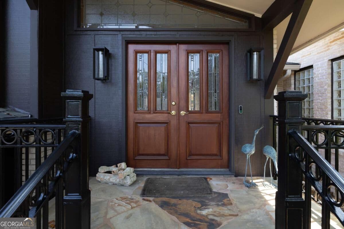 4 bedroom, 3 bathroom single family residence for sale at 3267 Ivanhoe Drive, Atlanta, GA 30327 — photo 3