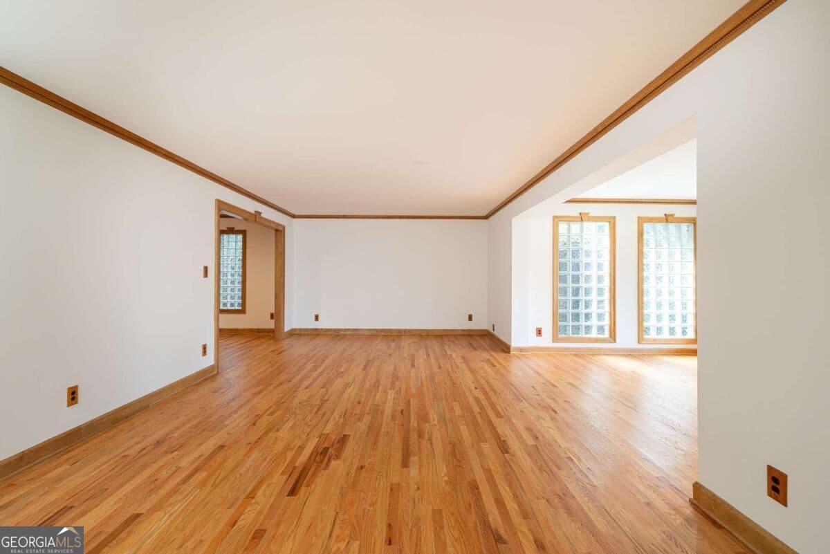 4 bedroom, 3 bathroom single family residence for sale at 3267 Ivanhoe Drive, Atlanta, GA 30327 — photo 9