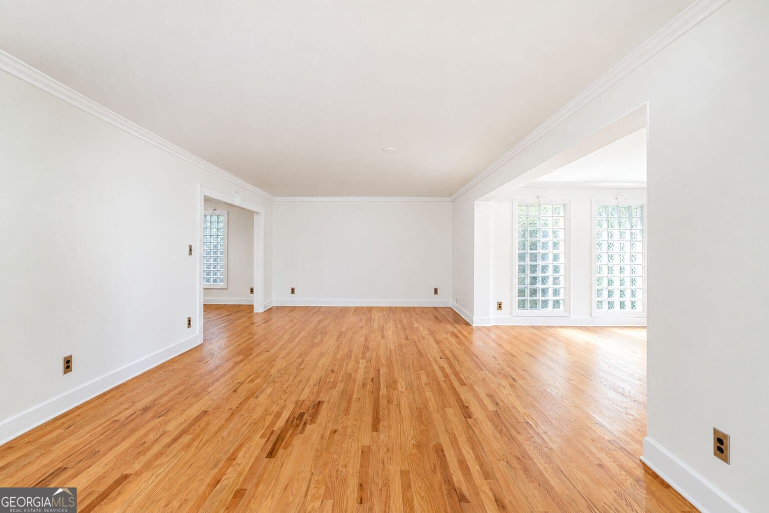 4 bedroom, 3 bathroom single family residence for sale at 3267 Ivanhoe Drive, Atlanta, GA 30327 — photo 10