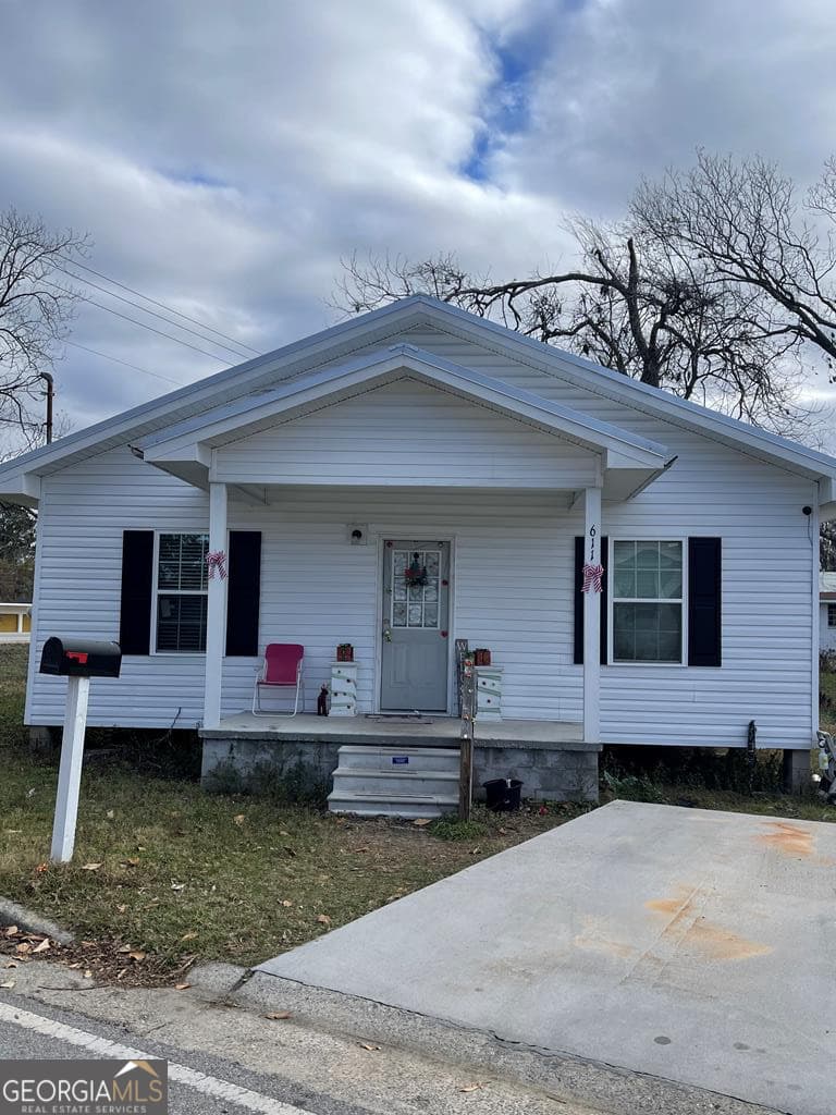 3 bedroom, 2 bathroom, 961 sq ft single family residence sold at 605;611 White Street, Vidalia, GA 30474