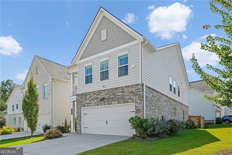 3 bedroom, 2.5 bathroom, 2,200 sq ft single family residence for sale at 3747 Silvery Way, Powder Springs, GA 30127 — photo 3