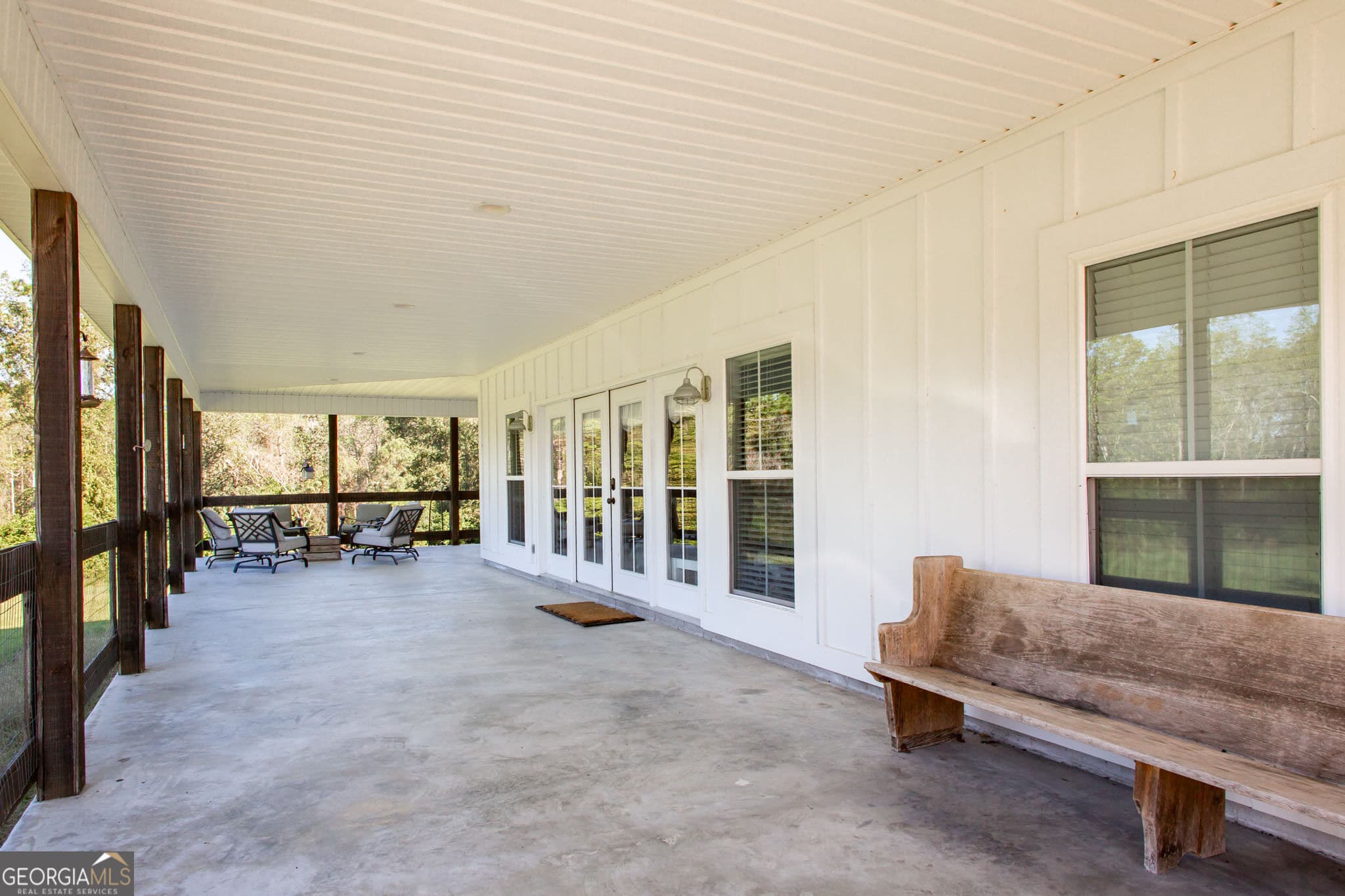 4 bedroom, 2.5 bathroom, 2,222 sq ft single family residence for sale at 2954 Mossy Oak Trail, Waycross, GA 31503 — photo 4