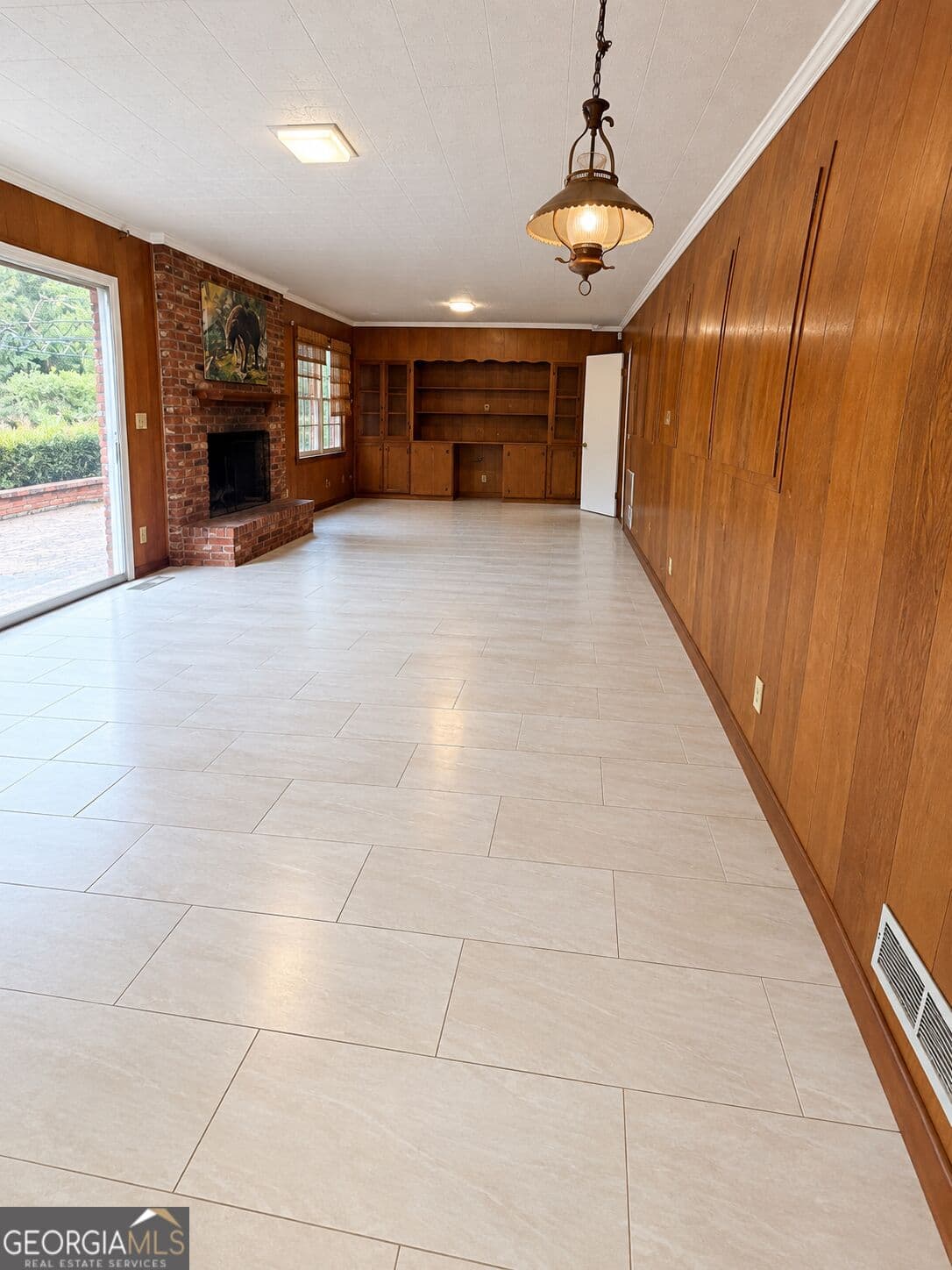 3 bedroom, 2.5 bathroom, 2,518 sq ft single family residence under contract at 1405 Parkway Drive, Vidalia, GA 30474 — photo 3
