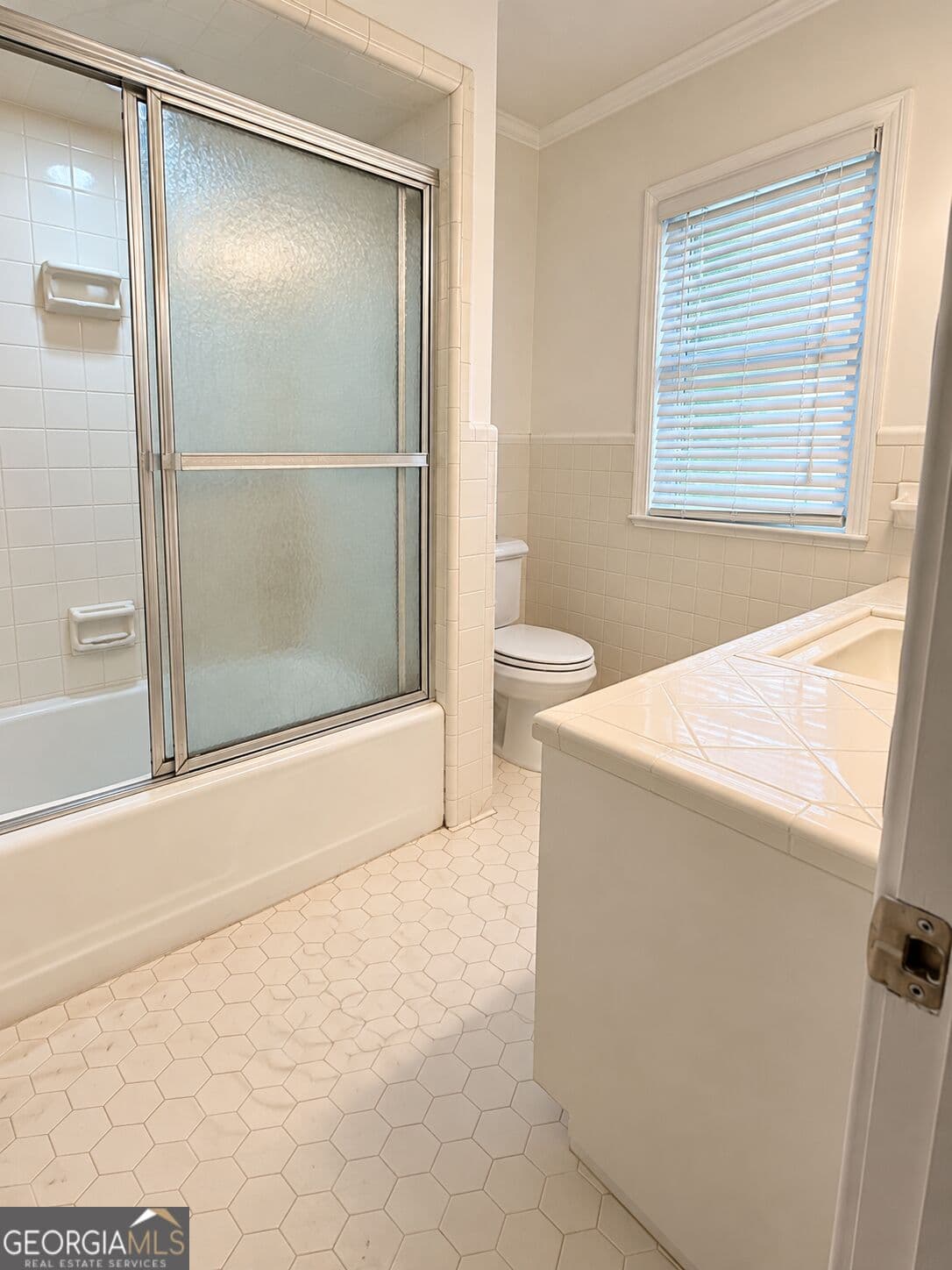 3 bedroom, 2.5 bathroom, 2,518 sq ft single family residence under contract at 1405 Parkway Drive, Vidalia, GA 30474 — photo 5