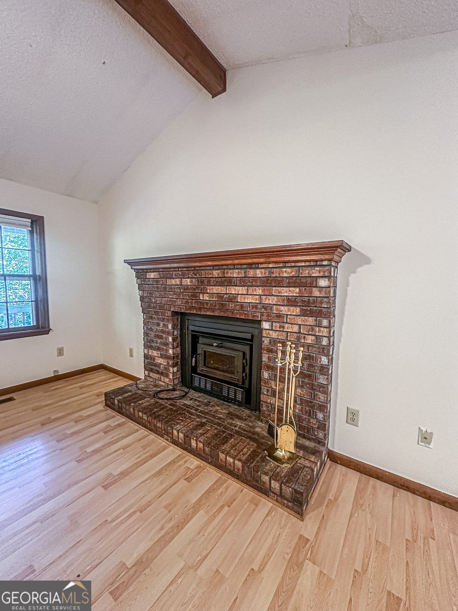 3 bedroom, 2 bathroom, 1,350 sq ft single family residence for rent at 310 Georgia Avenue, Dahlonega, GA 30533 for $2,200 a month — photo 2