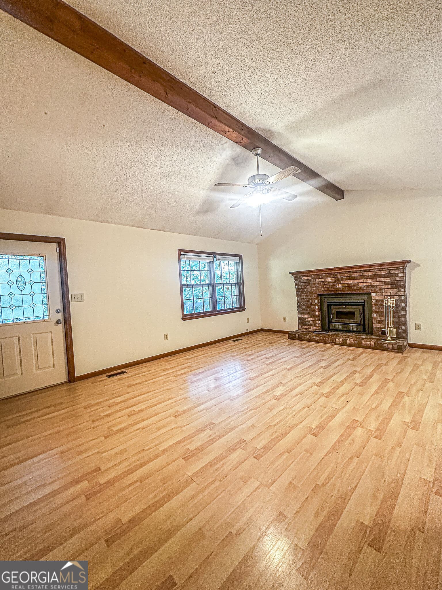3 bedroom, 2 bathroom, 1,350 sq ft single family residence for rent at 310 Georgia Avenue, Dahlonega, GA 30533 for $2,200 a month — photo 3