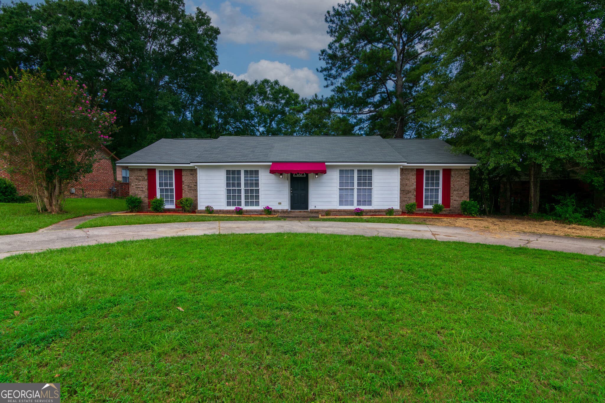 3 bedroom, 2 bathroom single family residence under contract at 2708 Skylake Drive, Columbus, GA 31907 — photo 4