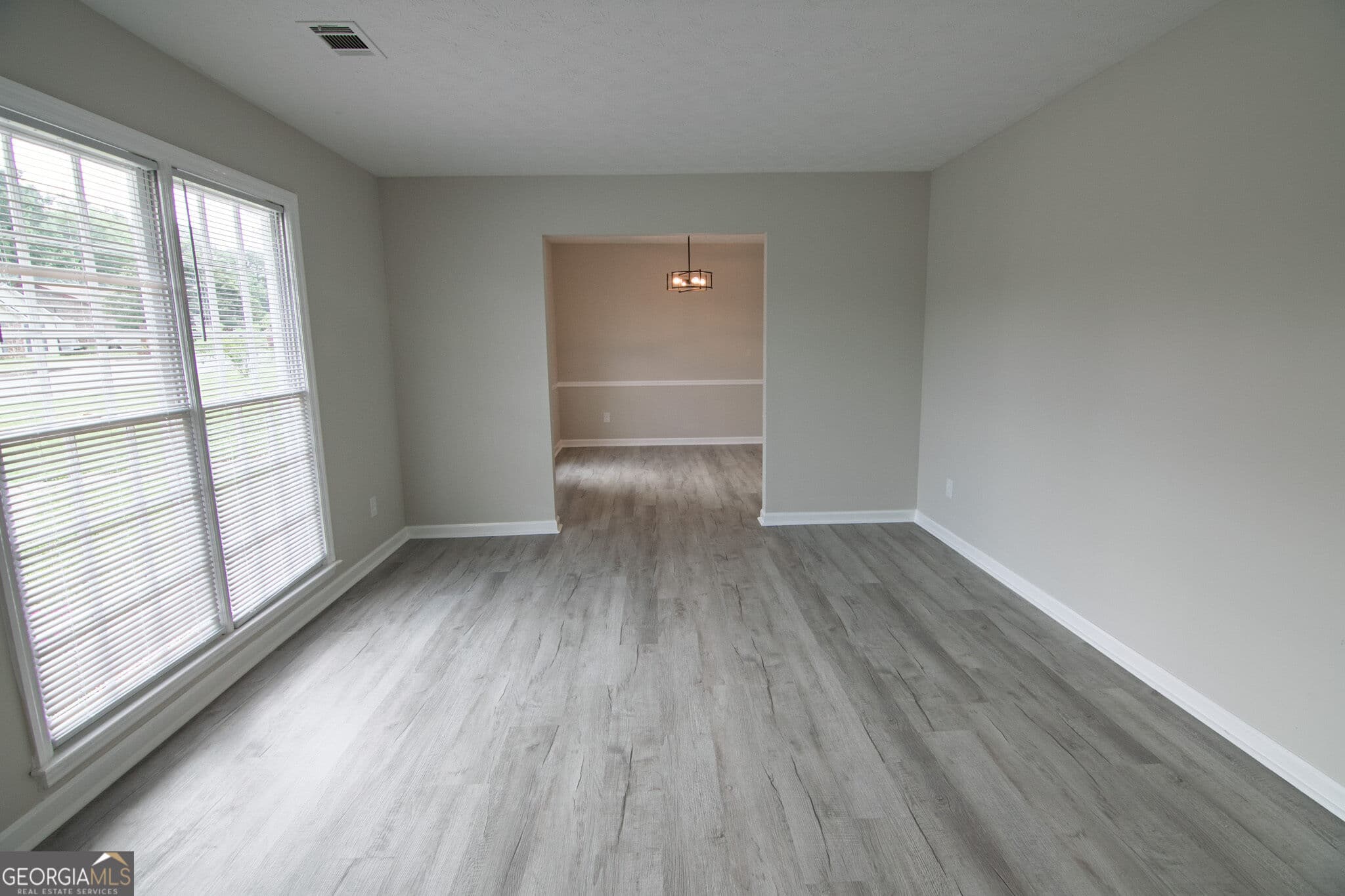 3 bedroom, 2 bathroom single family residence under contract at 2708 Skylake Drive, Columbus, GA 31907 — photo 8