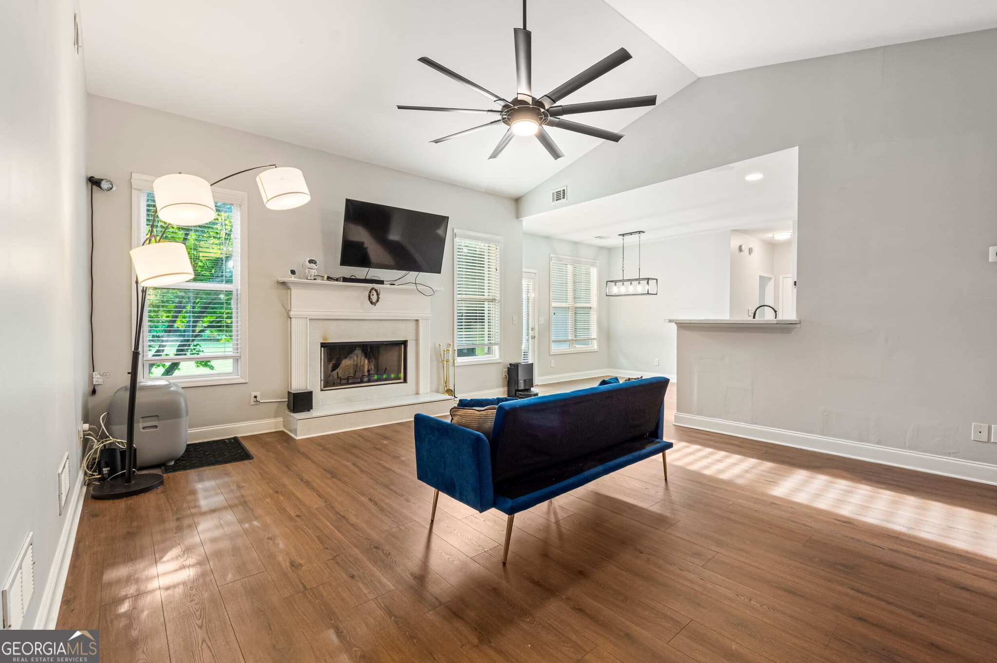 3 bedroom, 2 bathroom, 1,781 sq ft single family residence for sale at 115 Linda Street, Colbert, GA 30628 — photo 5