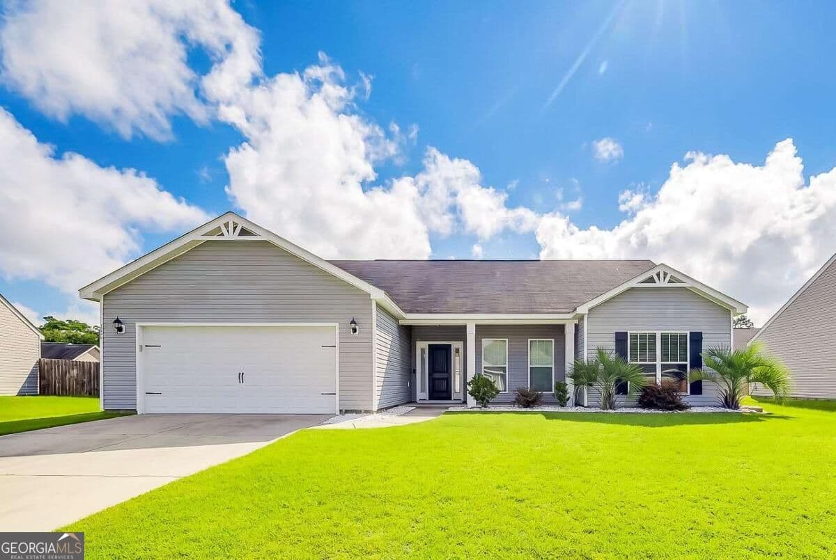 4 bedroom, 2 bathroom, 1,901 sq ft single family residence under contract at 123 Thoroughbred Drive, Guyton, GA 31312