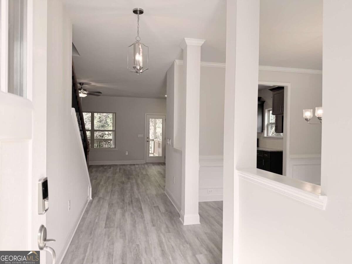 6 bedroom, 4.5 bathroom, 3,681 sq ft single family residence for sale at 442 Magnolia Grove Place, Cornelia, GA 30531 — photo 4