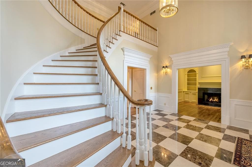 6 bedroom, 5.5 bathroom, 7,026 sq ft single family residence for sale at 3184 Andrews Court, Atlanta, GA 30305 — photo 3