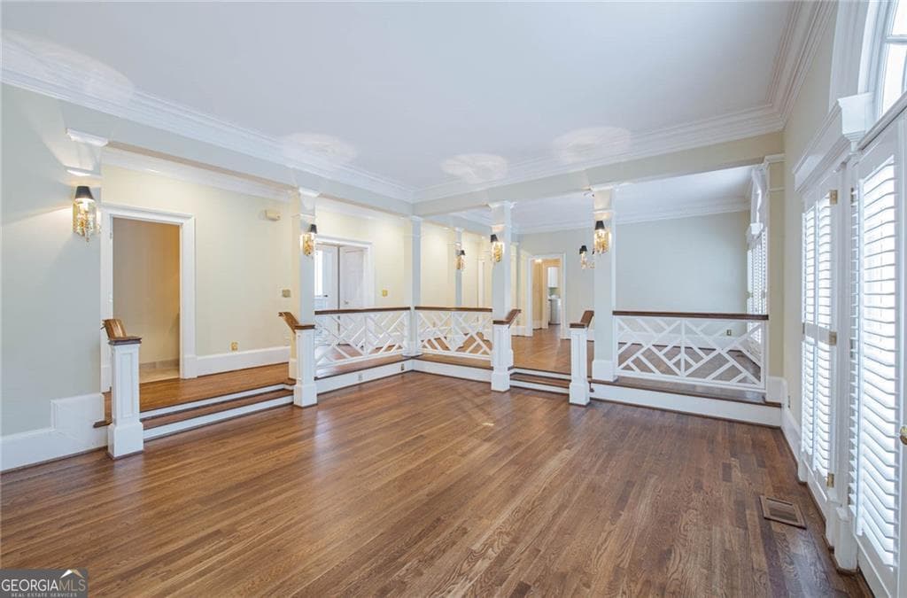 6 bedroom, 5.5 bathroom, 7,026 sq ft single family residence for sale at 3184 Andrews Court, Atlanta, GA 30305 — photo 10